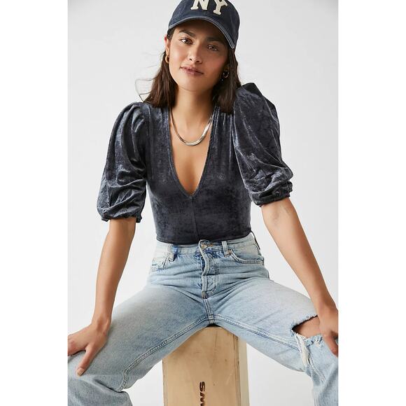 Free People Women's Intimately Don't You Wish Velvet Bodysuit Sunflower Seed NWT - Picture 4 of 14